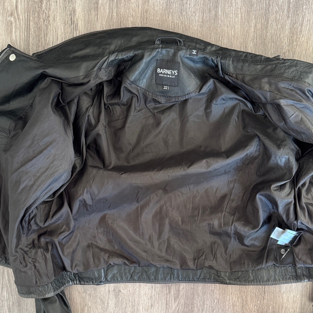 Barneys Originals Classic Black Leather Moto Jacket - Picture 17 of 17